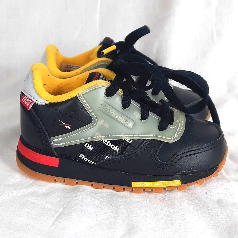 Reebok Classic Leather Alter The Icon Toddler Size 5 Black Snow Gray DV5253